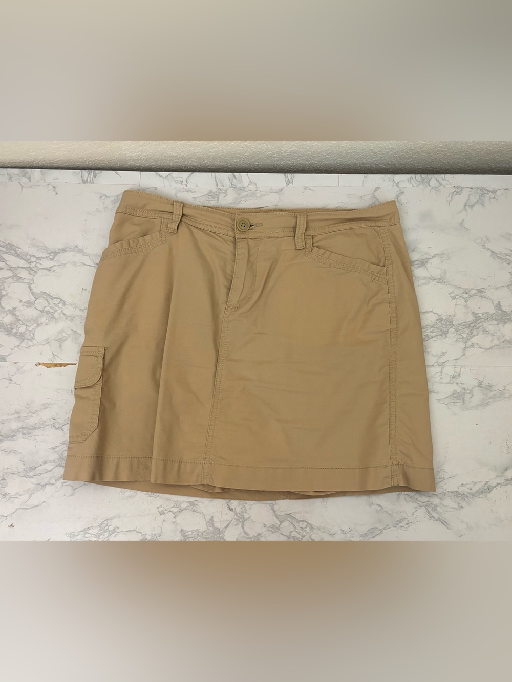 St. John's Bay Skirt Womens Sz 6 Khaki Tan Lightweight Stretch Shorts Lined